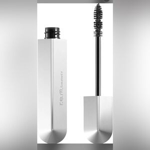 r.e.m. beauty Lengthening Mascara in Midnight Black
